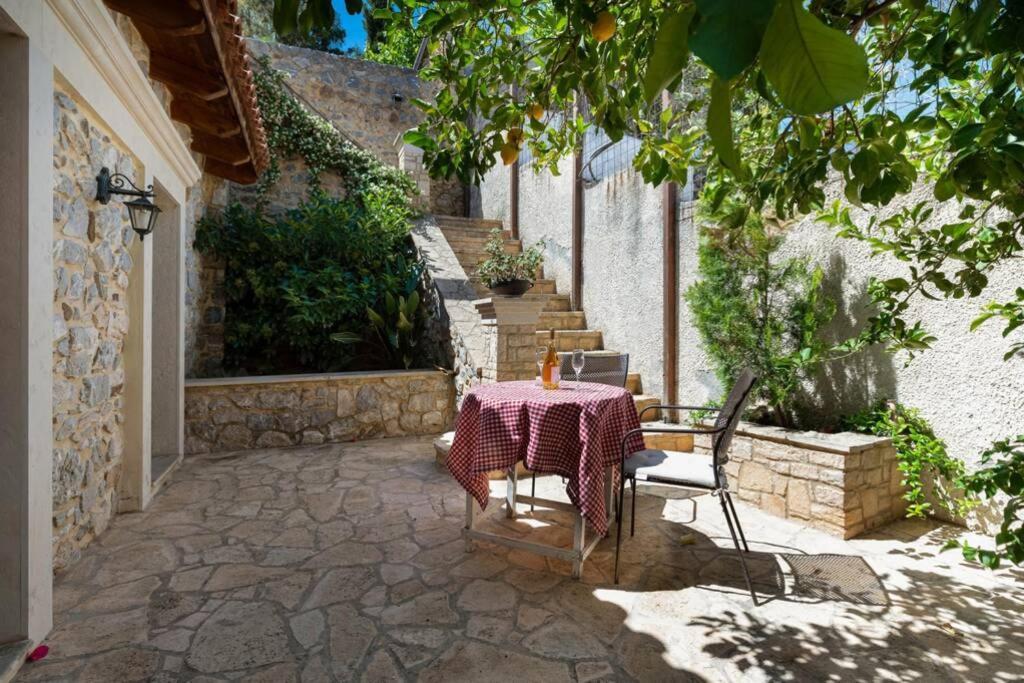 Marigoula House Pombia Exterior foto