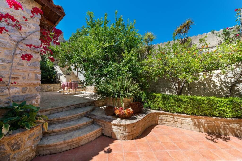 Marigoula House Pombia Exterior foto
